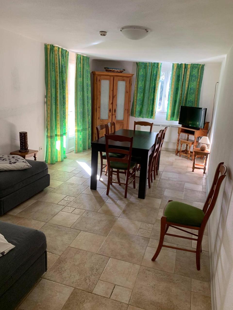 Apart'Hotel Les 4 Sources Corbes ภายนอก รูปภาพ